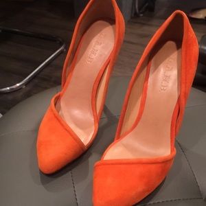 - L.a.m.b Meredith /Trina pump orange Stilet…